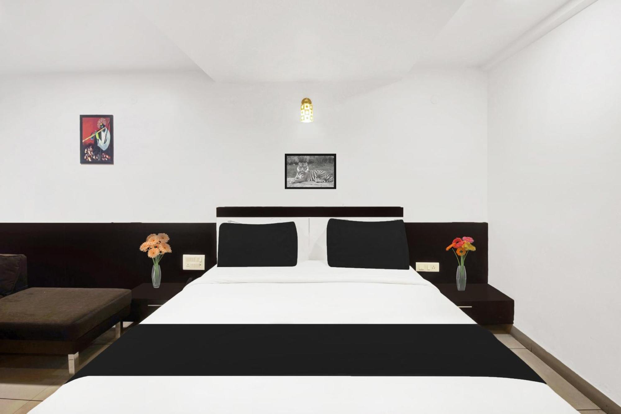 Super Townhouse City Center Near Mysore Palace Formerly Aavass Inn Exterior foto